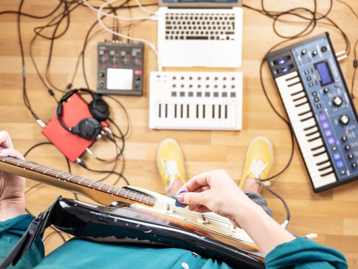 Jak serwisy muzyczne zmieniają sposób odkrywania nowych artystów na globalnej scenie